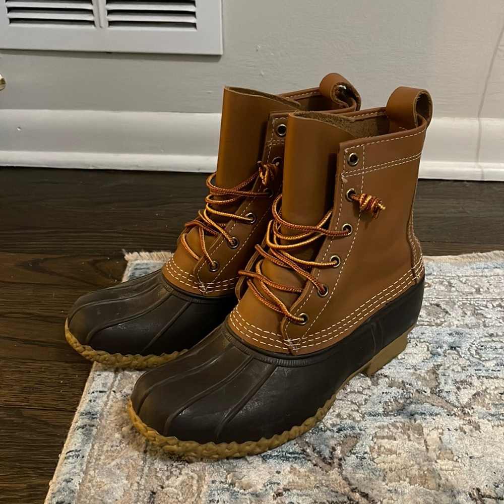 Like New Bean Boots 8”